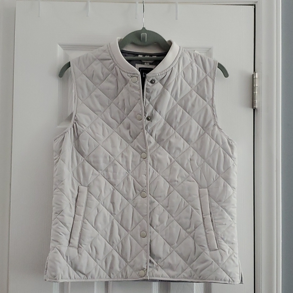 Gap Quilted Puffer Vest Size Medium